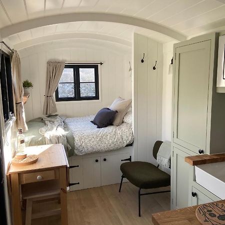 Peaceful Shepherd'S Hut In Beautiful Countryside. Linlithgow Exterior photo